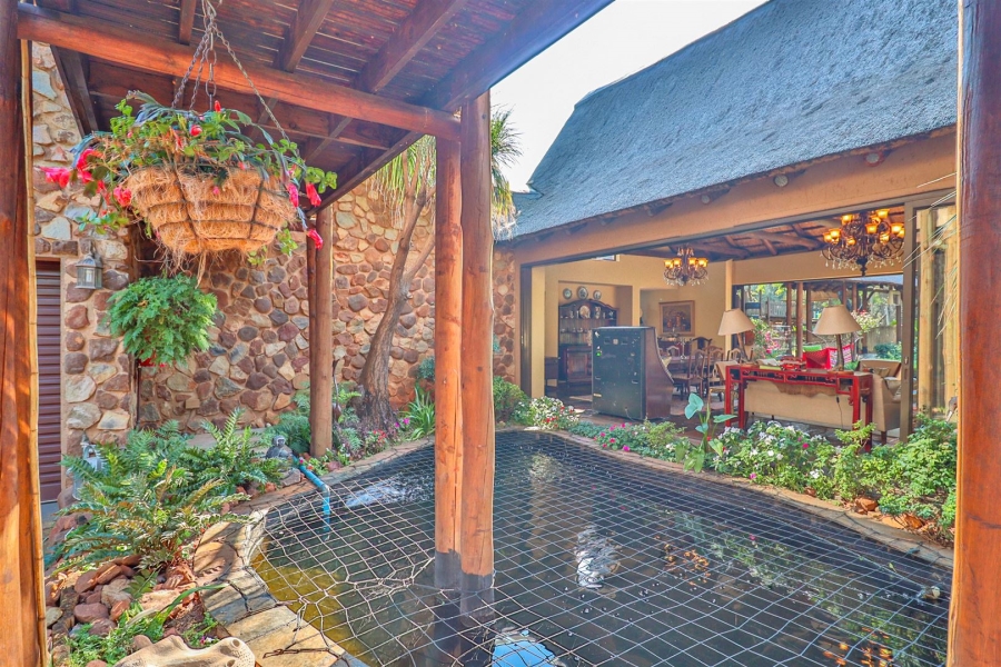 4 Bedroom Property for Sale in Kosmos North West